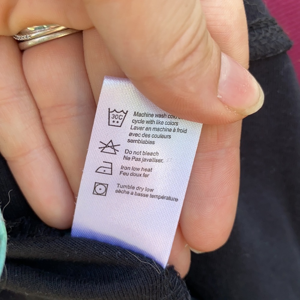 Use athletic jacket - Picture 7 of 7